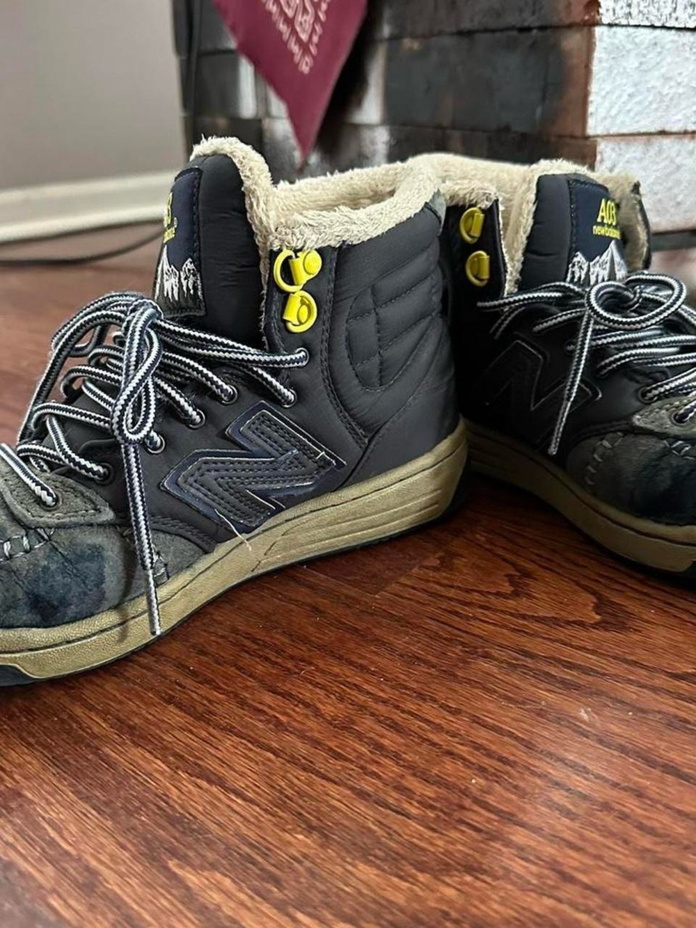 New Balance Black and Tan High-Top Winter Sneakers with Cream Shearling